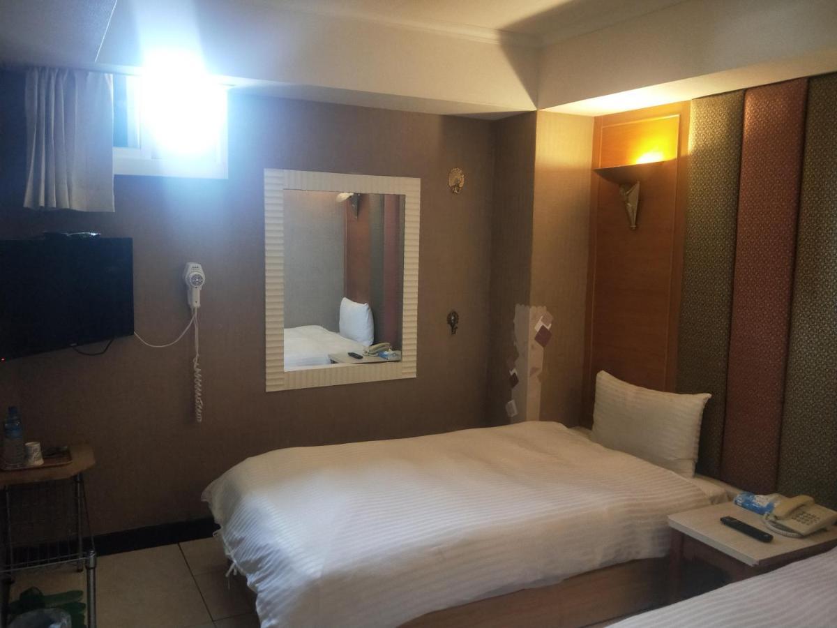 Hotel Fouquet Hualien Buitenkant foto